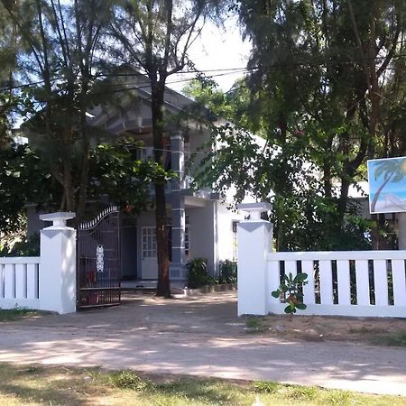 Nguyet Anh Guesthouse Lang Co Kültér fotó
