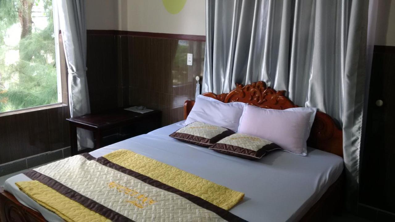 Nguyet Anh Guesthouse Lang Co Kültér fotó