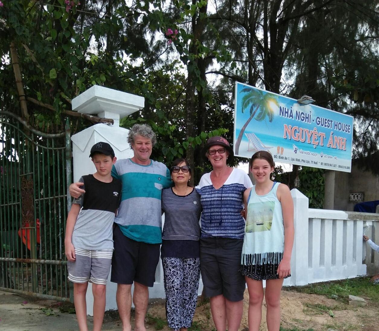 Nguyet Anh Guesthouse Lang Co Kültér fotó